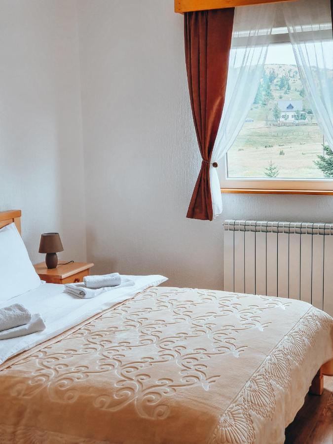 Apartmani Stari Gaj Žabljak Exteriör bild